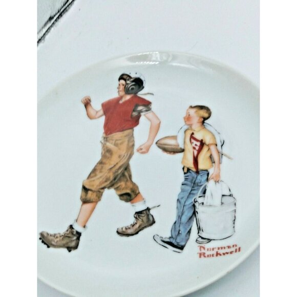 Collector Plates Norman Rockwell 4 Plate Set Hangable 6.5" - Japan - Picture 7 of 11